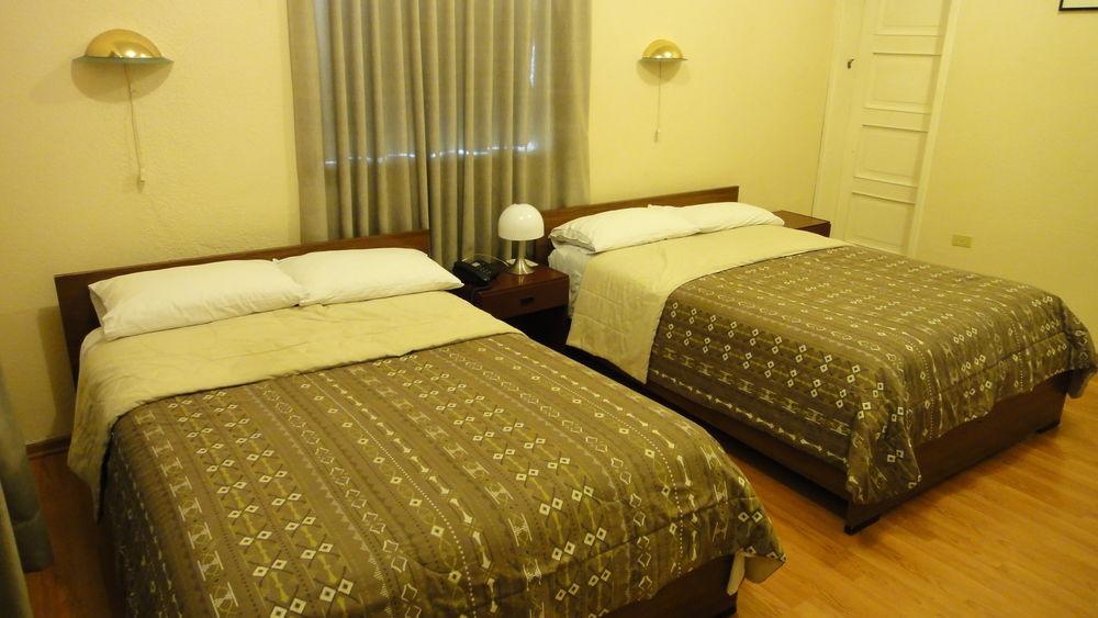 Alston Inn Hotel Quito Zewnętrze zdjęcie