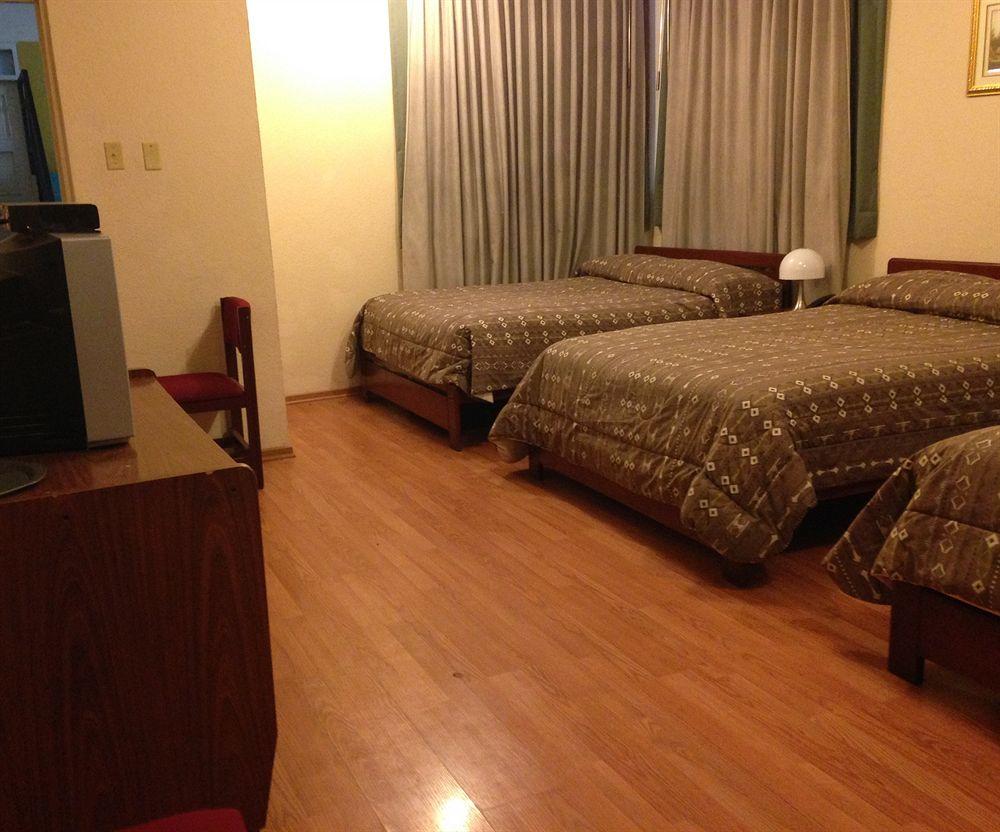 Alston Inn Hotel Quito Zewnętrze zdjęcie