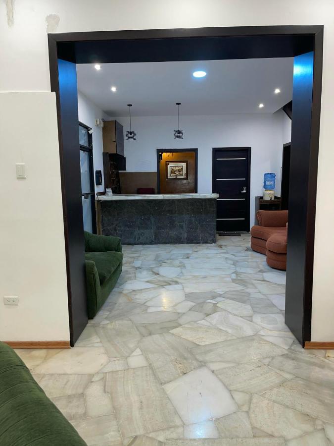 Alston Inn Hotel Quito Zewnętrze zdjęcie
