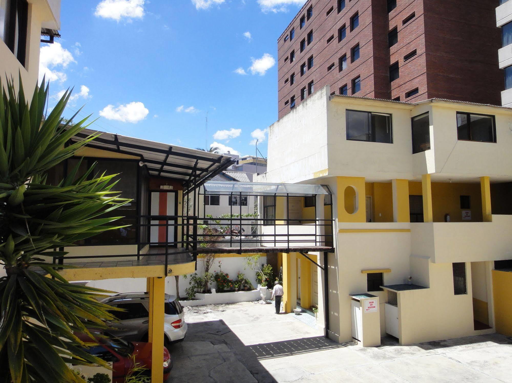 Alston Inn Hotel Quito Zewnętrze zdjęcie