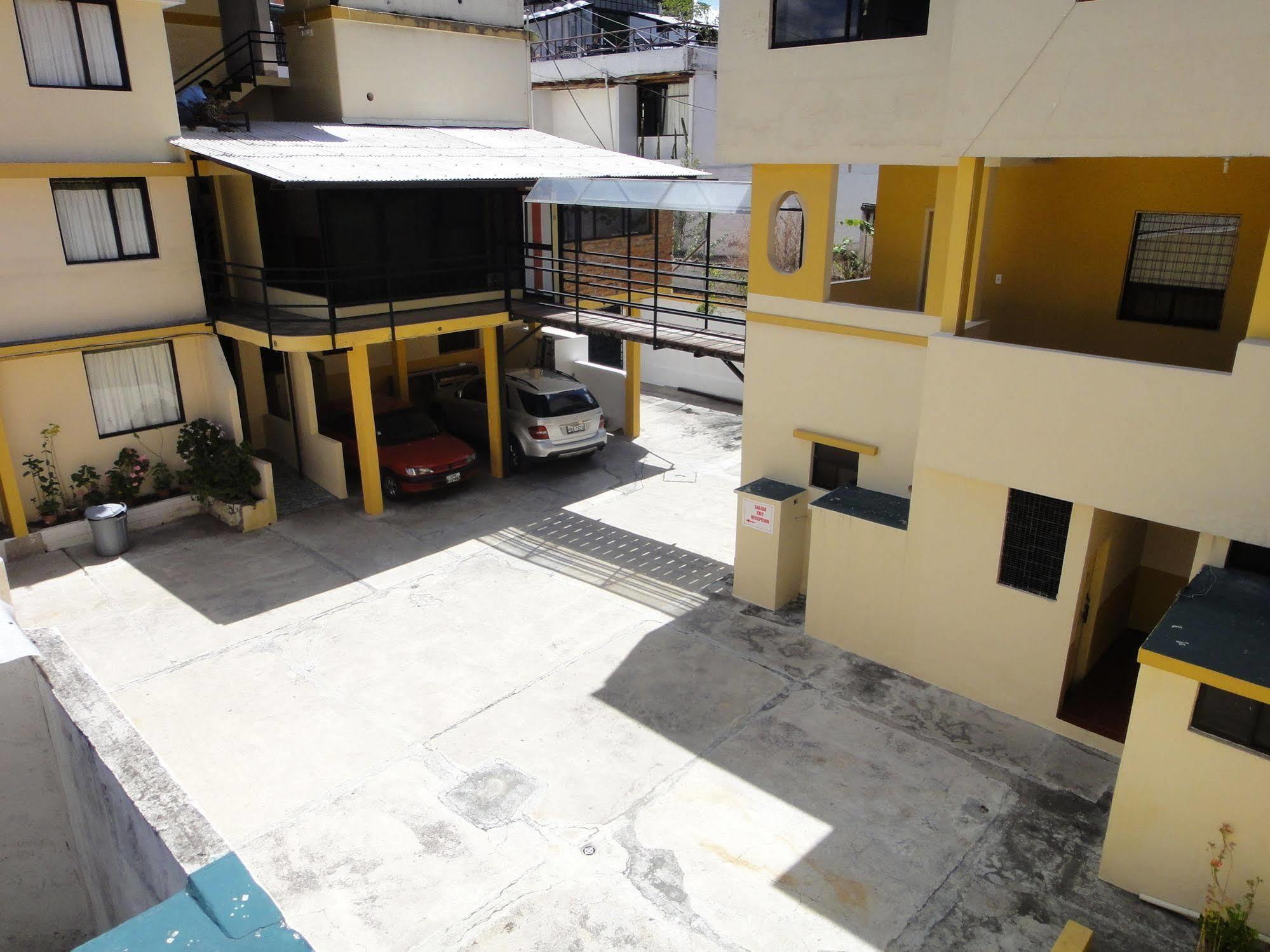 Alston Inn Hotel Quito Zewnętrze zdjęcie